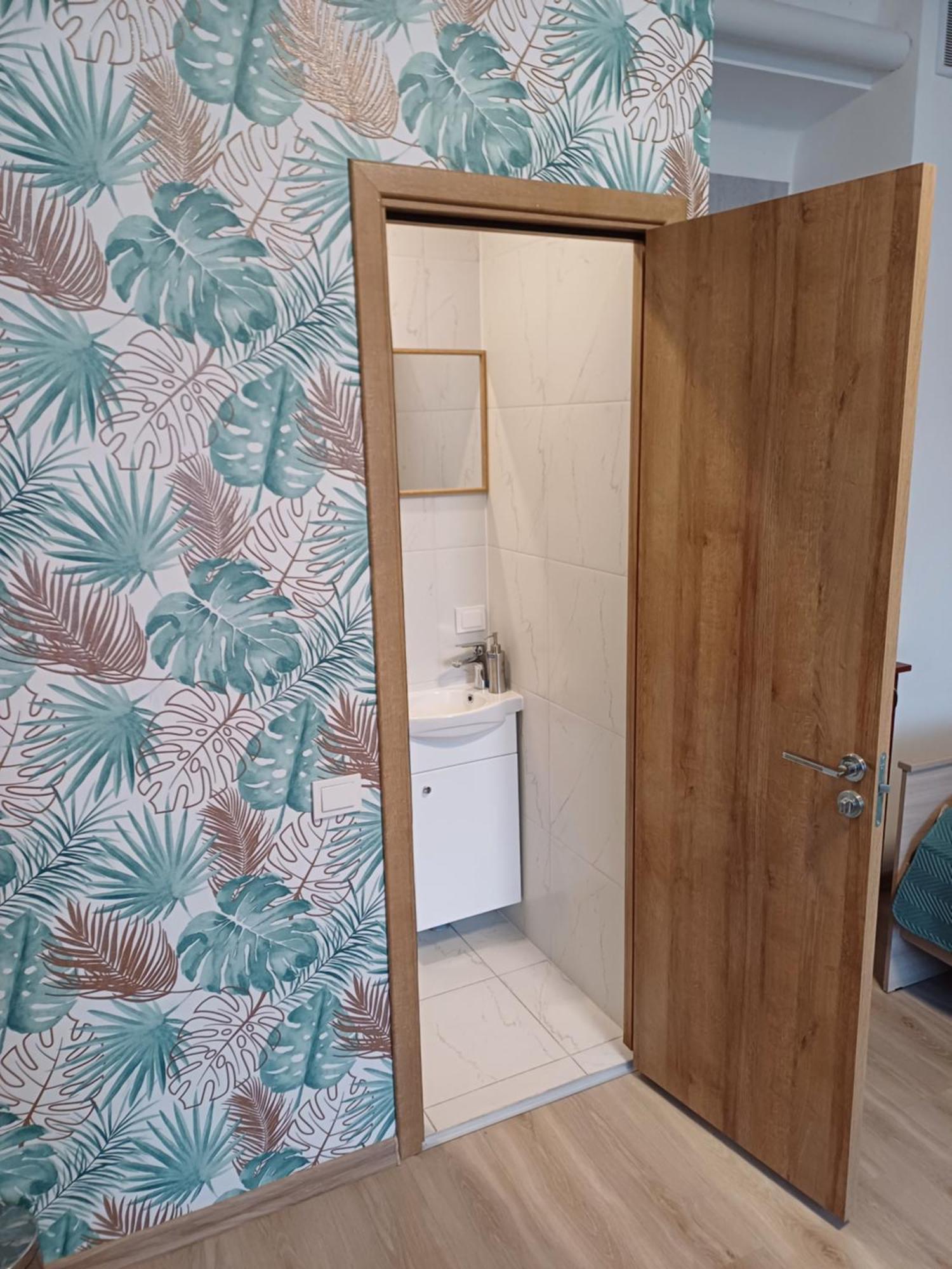 Green Oaks Private Rooms With Private Shower Клайпеда Екстериор снимка